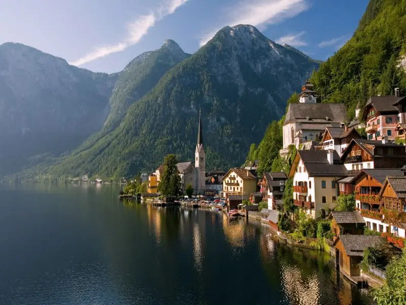 Hallstatt and the Salzkammergut lake district