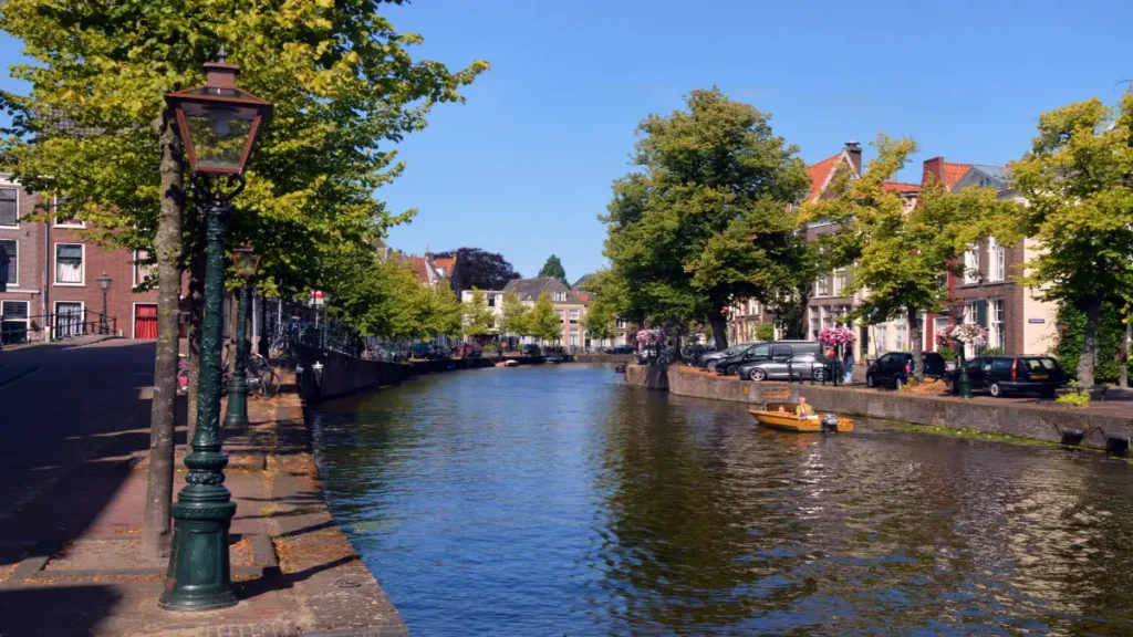 Leiden