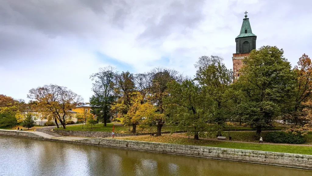 Turku cathedral park