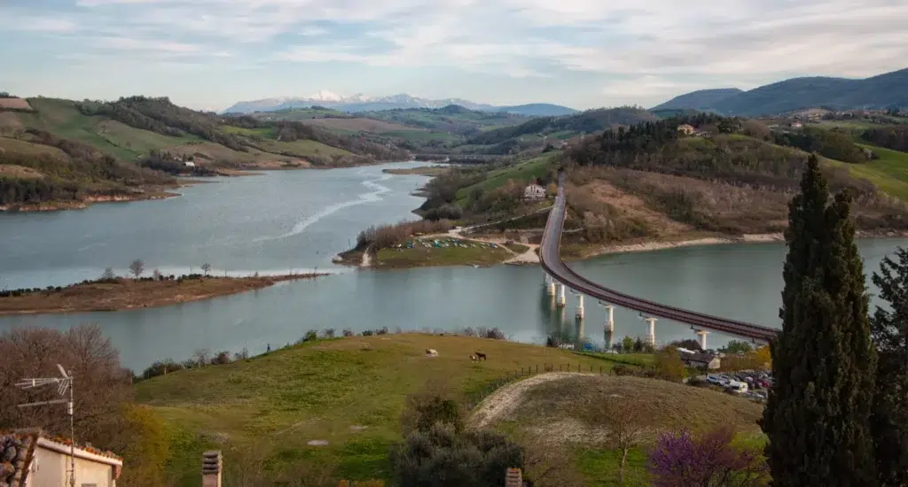 Lago di Cingoli